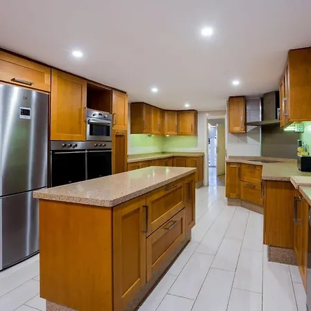 Freesia With Heated Pool And Air Conditionin