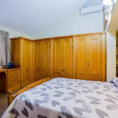 Freesia With Heated Pool And Air Conditionin