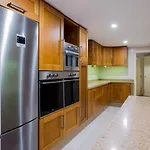 Freesia With Heated Pool And Air Conditionin Villa