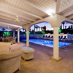 Freesia With Heated Pool And Air Conditionin