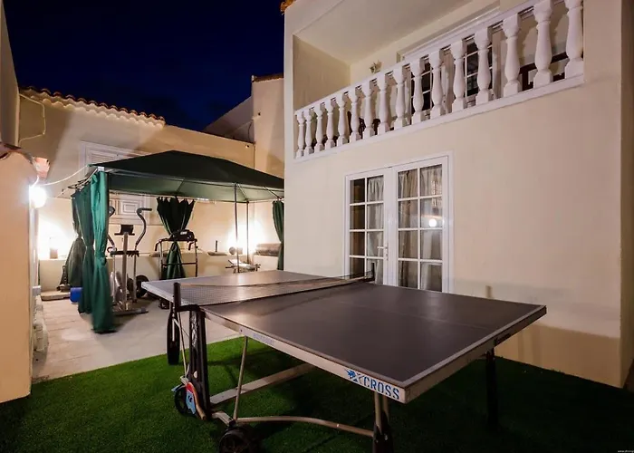 Villa Freesia With Heated Pool And Air Conditionin *