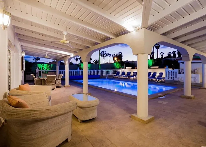 Freesia With Heated Pool And Air Conditionin