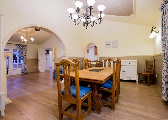 Villa Freesia With Heated Pool And Air Conditionin *