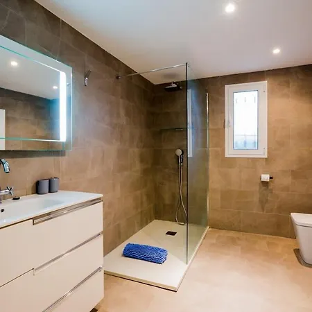 וילה Freesia With Heated Pool And Air Conditionin *